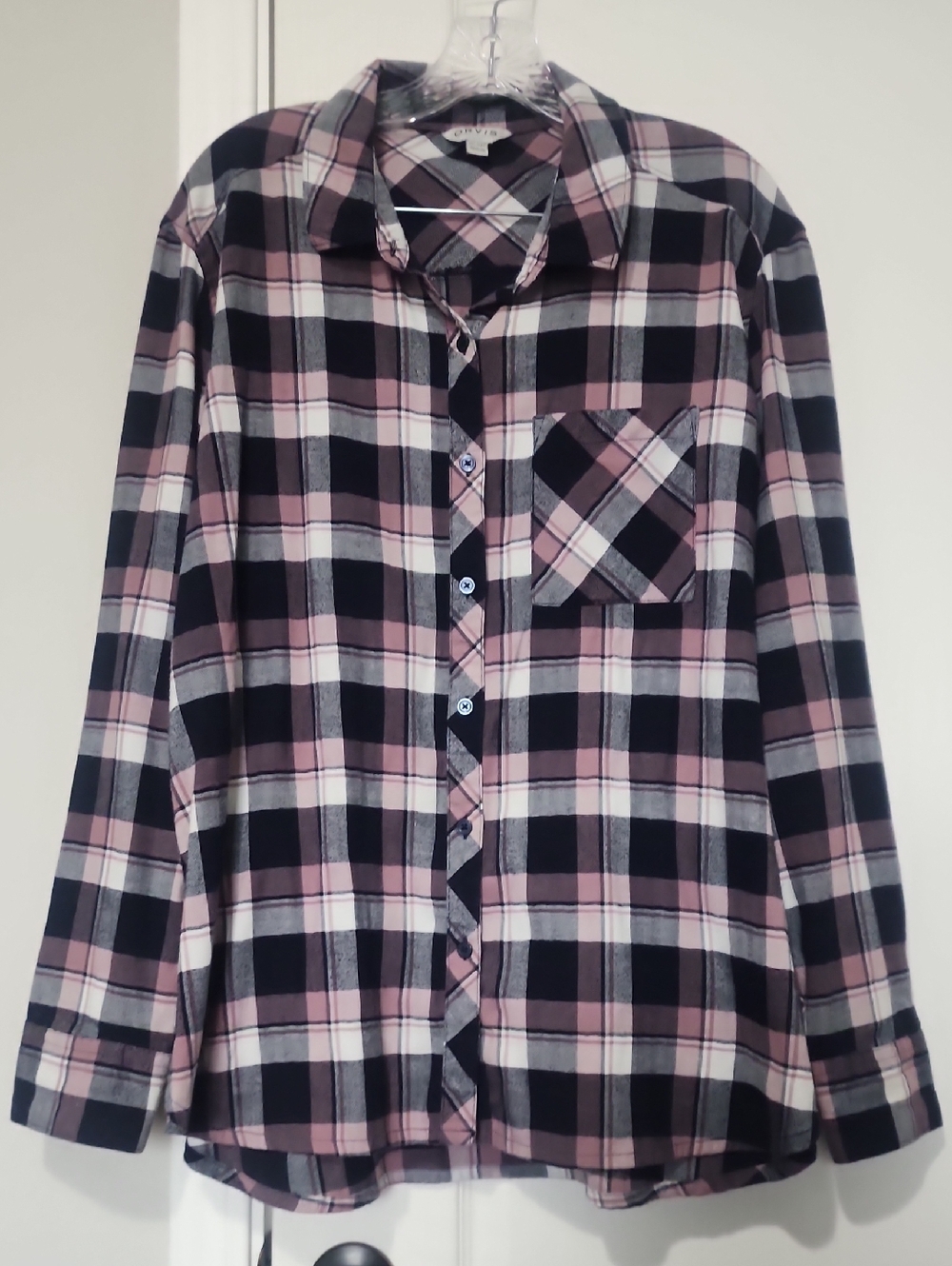 Orvis Plaid Button-Up Shirt in Black, Dusty Pink & White